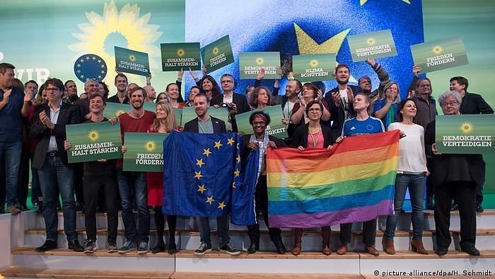 Прокуратурата в Берлин разследва шестима висшестоящи политици от Зелените съобщават